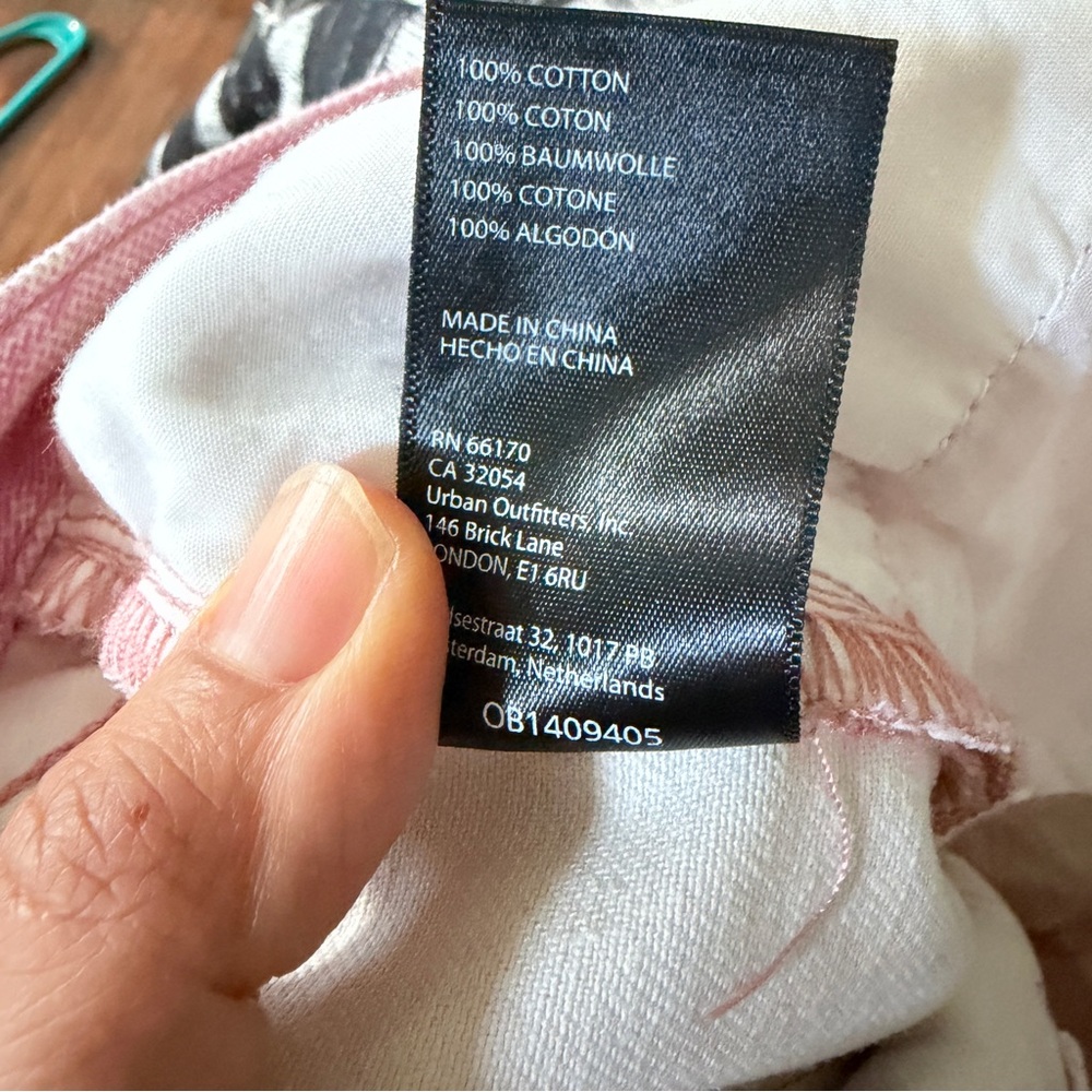 BDG Women's Light Pink Tie-dye Cowboy Jeans Size 32‎ - Picture 7 of 12